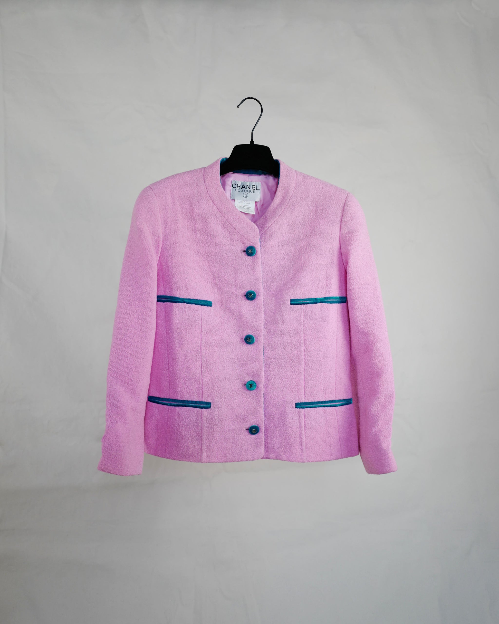 CHANEL 90s リバーシブルジャケット RARE F/W 1991 'CC' Bouclé Jacket | Authentic & Vintage | ReSee