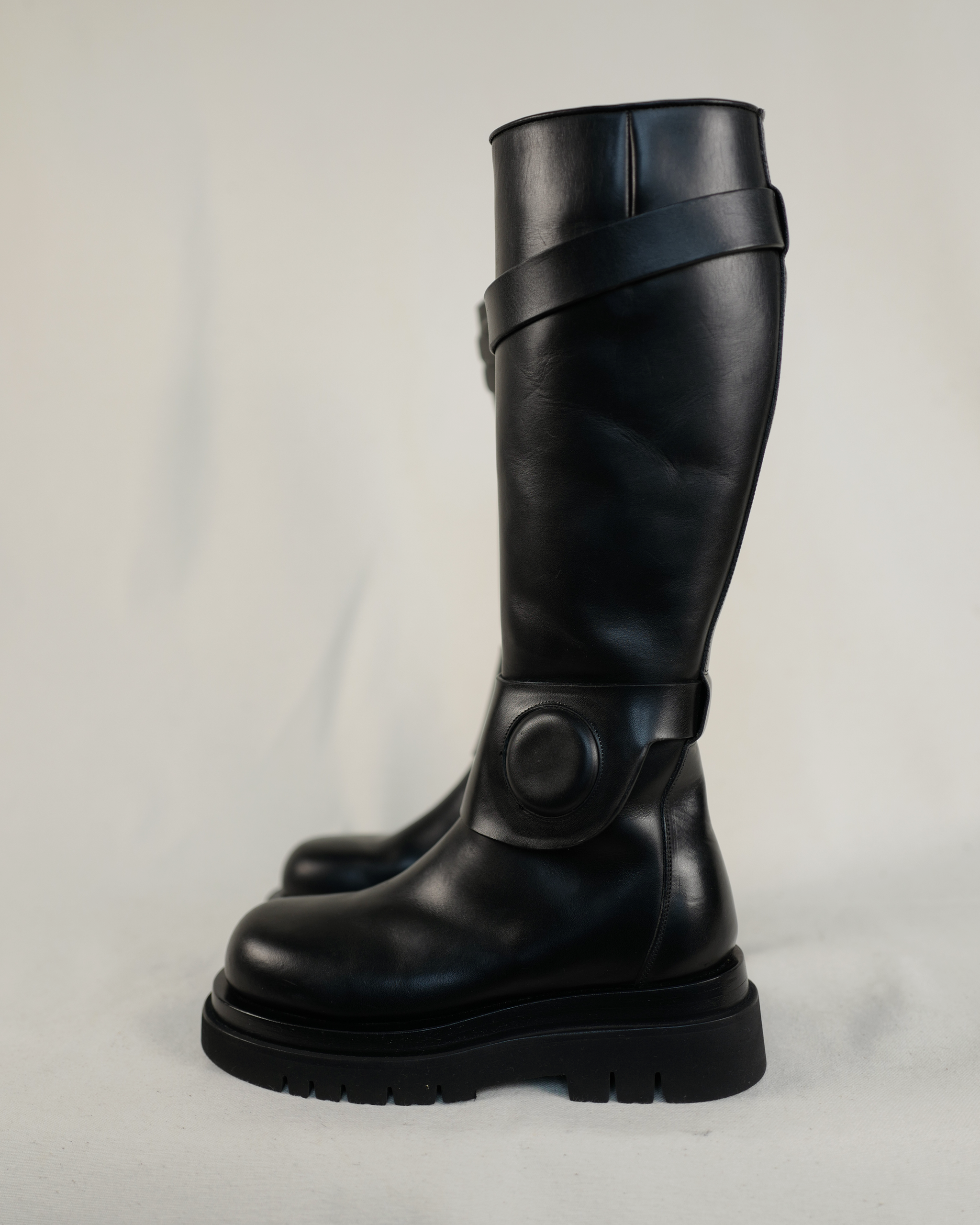 BOTTEGA VENETA KNEE HIGH BOOTS AW19 – Bygone